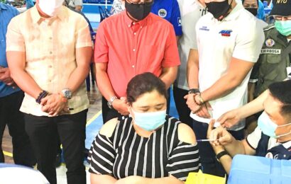 Galvez visits Bulacan’s 3-day national vaccination
