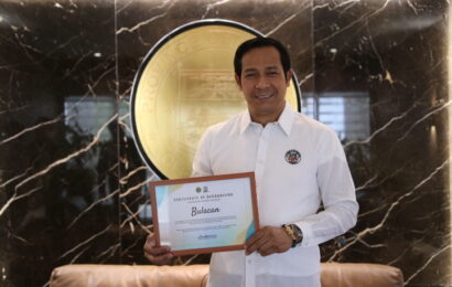 Bulacan receives Best Performing LGU