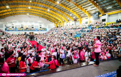 Thousands of Bulacan LLN members, mother leaders, meet VP Leni 