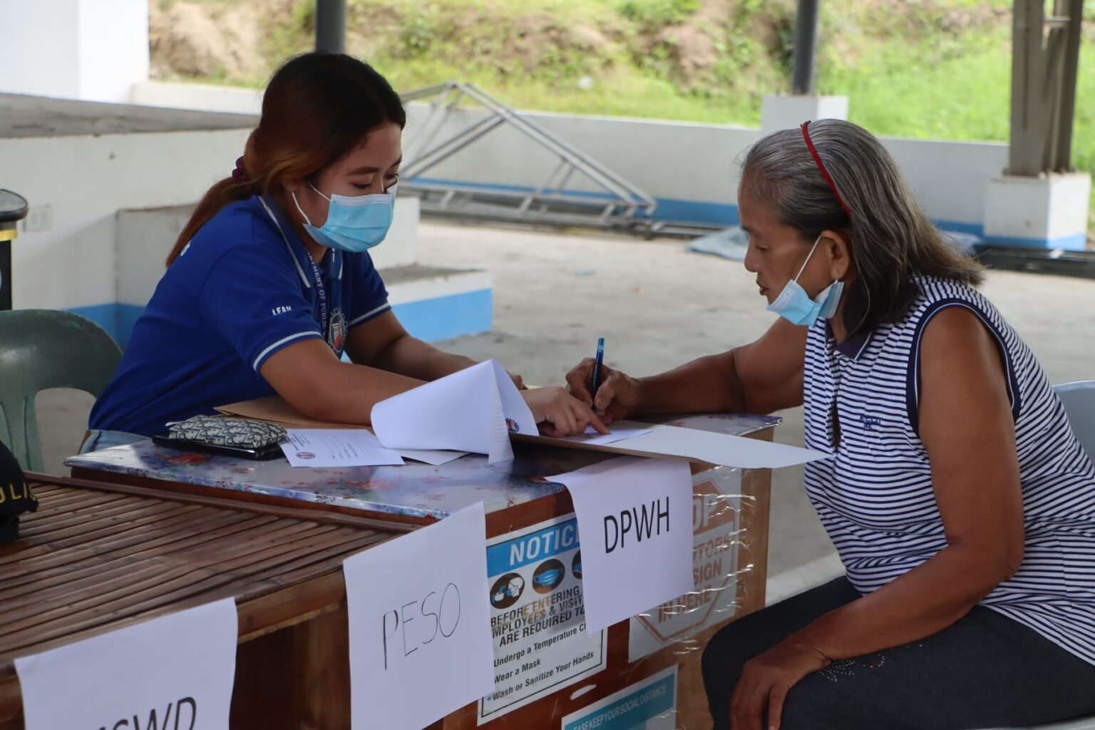 DPWH JOINS ANEW BARANGAYANIHAN CARAVAN IN TARLAC Centro News Online