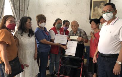 Centenarian from Angeles City gets P100K
