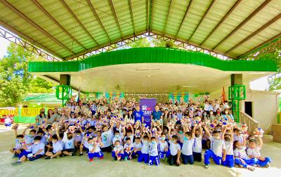 STUDENTS START THE YEAR WITH ‘BEARS OF JOY’ FROM SM CITY BALIWAG