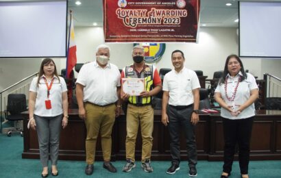 Lazatin grants loyalty award to 182 employees