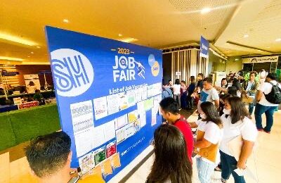 11,362 job openings generated in SM, DOLE Job Fairs 