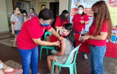 3,000 female Angeleño kids to get anti-cancer vaccines 