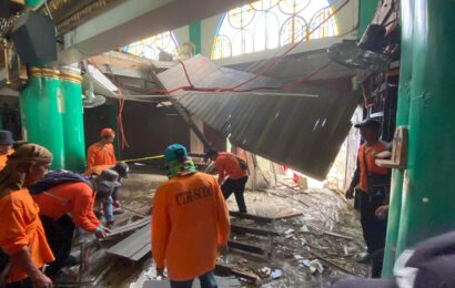 1 dead, 50 injured as church mezzanine collapses in Bulacan