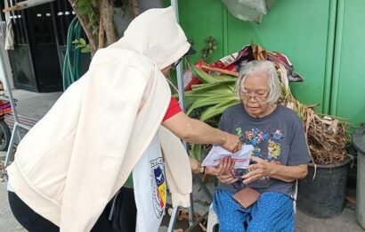 AC Gov’t to continue distribution of ₱1K cash aid, Vitamin C to 9,540 elderly