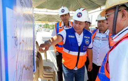 DPWH leads ceremonial topping off of the Arterial Road Bypass-Balagtas Flyover