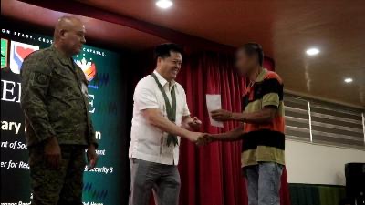 DSWD extends livelihood assistance to FRs and POs in Nueva Ecija
