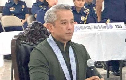 Private armed groups sa Central Luzon pinabubuwag ni Remulla