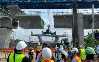 NSCR Viaduct mula Malolos hanggang Valenzuela, buo na