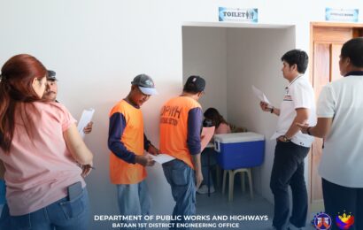 DPWH Bataan 1st DEO conduct random drug test for employees