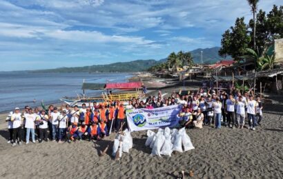 DPWH Bataan 3rd DEO holds International Coastal Cleanup Day