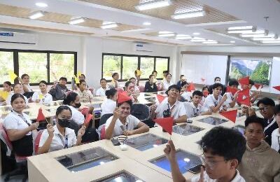 Mayor Lazatin inaugurates four state-of-the-art computer labs anew