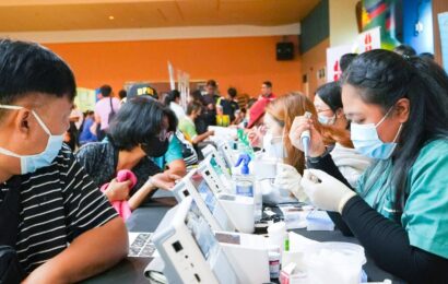 1,500 Bataan, Zambales residents benefit from Subic Freeport LAB for All caravan 1,500 Bataan, Zambales residents benefit from Subic Freeport LAB for All caravan