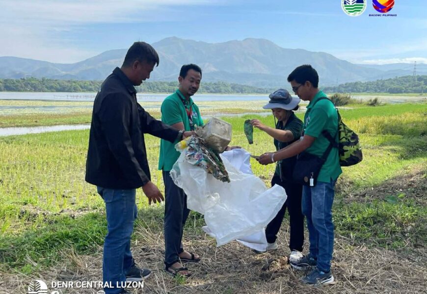 CENRO Masinloc leads cleanup drive at Alindayat Lake CENRO Masinloc leads cleanup drive at Alindayat Lake