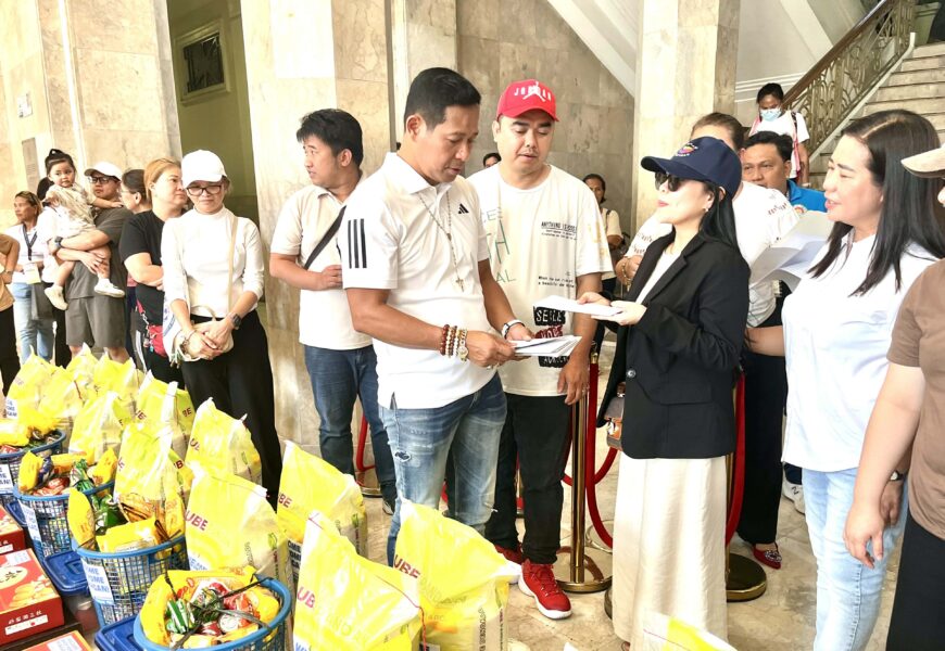 Gov. Fernando, nagbigay ng tulong sa pinauwing mga OFW mula sa Gitnang Silangan