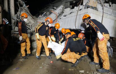 Isa pa bangkay natagpuan, mabahong amoy nagsisimula nang malanghap sa ground zero