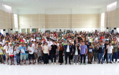 Bulacan farmers and fisherfolks receive over P8.6 million worth of livelihood assistance
